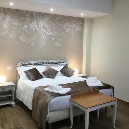 Cavaliere Suite & Rooms Матера Экстерьер фото