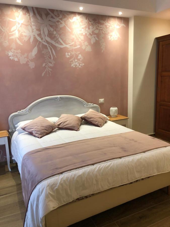 Cavaliere Suite & Rooms Матера Экстерьер фото